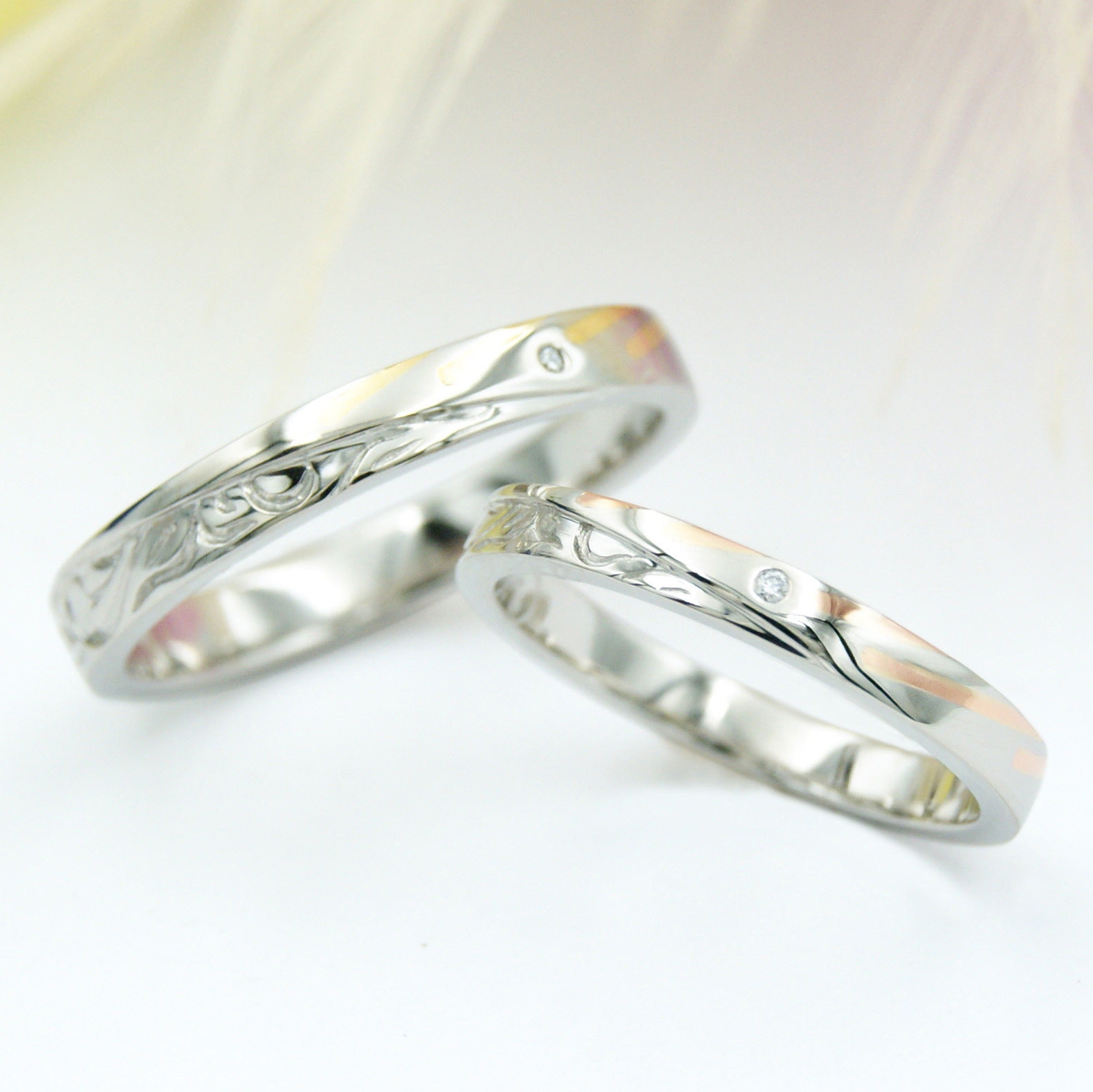 流れ星とハワイアンジュエリーのアシンメトリーの結婚指輪/kazariyaYui福島県郡山市