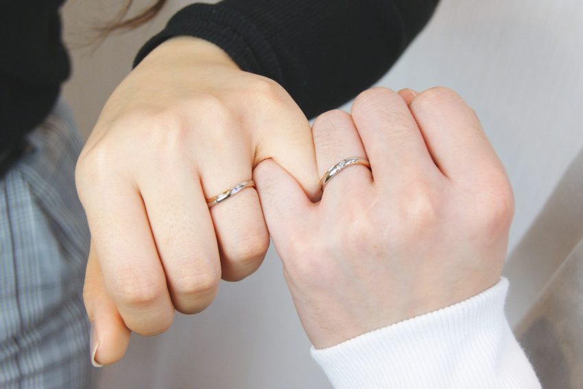 いわき市からお越しの作山さんご夫妻から結婚指輪をご依頼頂きました手のアップ/kazariyaYui福島県郡山市